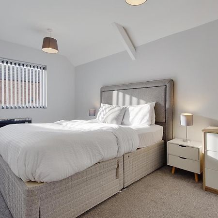 Ashley Road Apartments Poole Extérieur photo