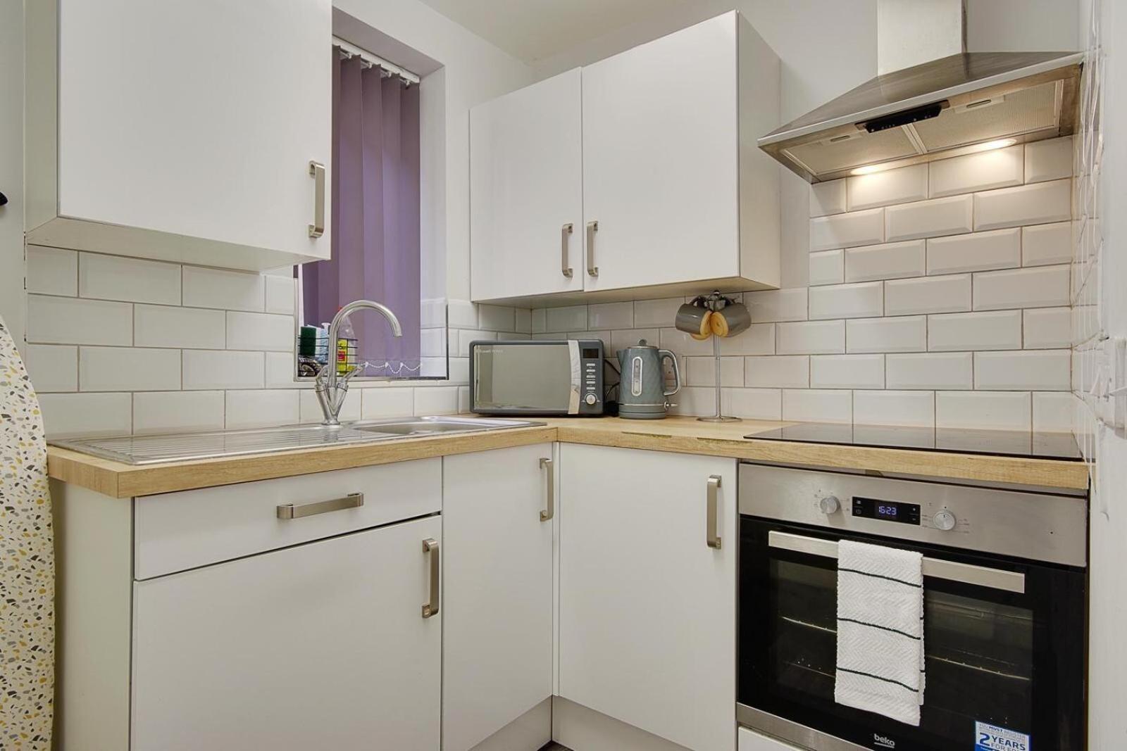Ashley Road Apartments Poole Extérieur photo
