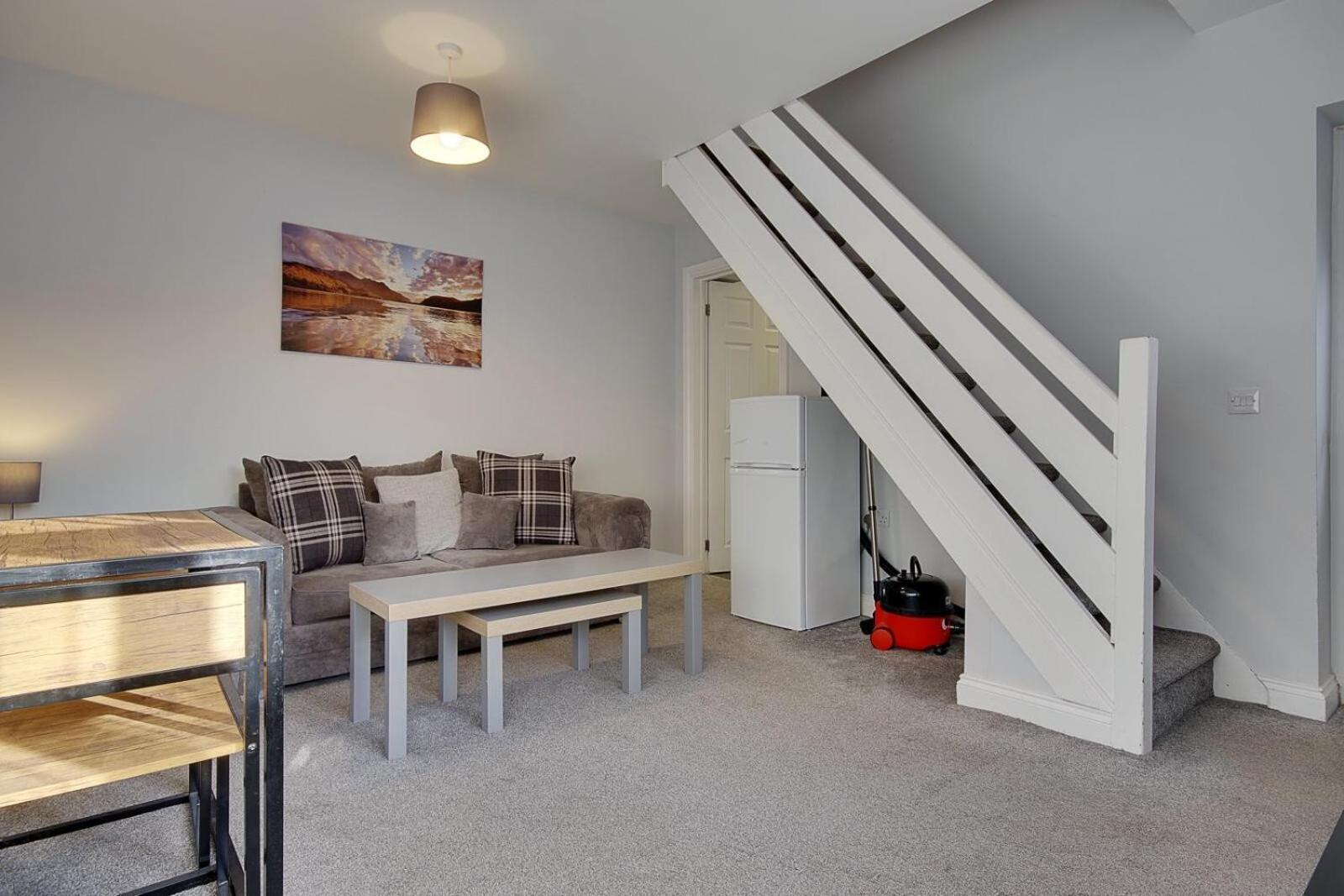Ashley Road Apartments Poole Extérieur photo
